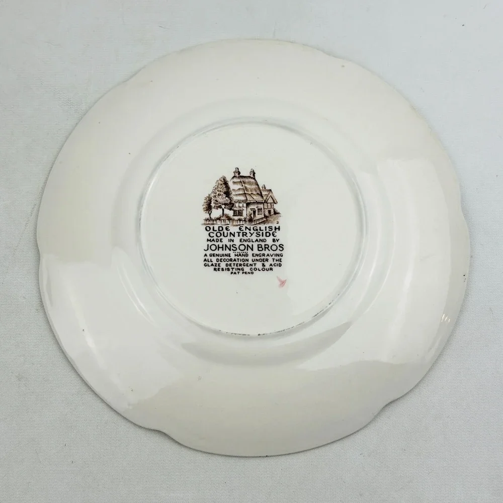 Johnson Bros Olde‎ English Countryside Luncheon Plate Brown Multicolor